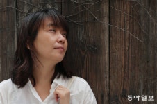 한강, 한국작가 첫 노벨문학상 수상