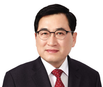 “APEC 정상회의 개최지, 경주 즐기세요”