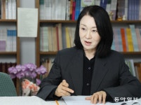 “군대선 여성도 별 다는데… 일부 교회는 여태 목사 불허”