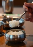 “공깃밥 추가는 됐고 밥 한 숟가락만 더 달라는 손님 어쩌죠?” [e글e글]