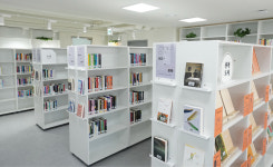 [중랑구] 봄 햇살 받으며 책 여행 떠나볼까요?