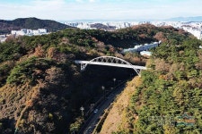 광주 제석산 구름다리 또 추락사…“안전시설 보완을”