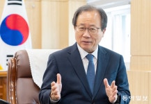 [초대석]“민주시민교육팀 신설해 지역역사 교육… 내달 조직개편”