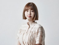 [책의 향기]몸-사랑-죽음… SF 작가들을 빨아들인 ‘블랙홀’