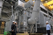 “4년치 일감 꽉 찼다”…AI시대 전력 수요 폭증에 공장 풀가동