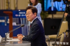 李대통령 “의대생 2학기 복귀할 상황 정부가 만들어야”