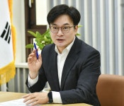 “한강2콤팩트시티-5호선 연장으로 김포 발전 이끌겠다”