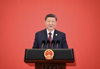 러 “中 전승절때 시진핑 오른쪽에 푸틴, 왼쪽에 김정은 앉을 것”