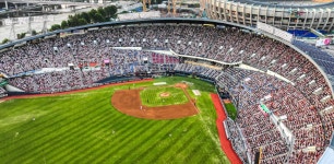 야구장 안전점검, 비전문인력이 수행…“가을야구 우려”
