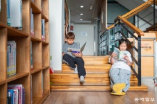 책 향기로 다시 열린 문화의 둥지…횡성 ‘금계작은도서관’ 재개관