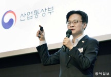 김정관 “2000억달러 대미투자, 美진출 한국기업이 우선 활용”