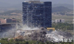 [주성하 기자의 서울과 평양 사이]금강산 현대주유소 철거 작전