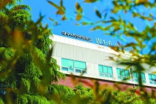 60세 이상 수업료 반값… 시니어 재도전 독려