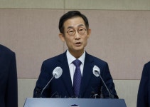 [속보]李대통령, 감사원장 후보로 김호철 전 민변 회장 지명