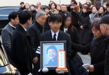 ‘1세대 연극스타’ 윤석화, 마지막 길 떠나