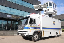 ‘41년 특수차량’ 산 역사… 국내 민수-군수-복지 전 분야서 선도