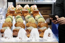 300억 땅 상속세 0원… 대형 ‘빵카페’ 편법 가업공제 조사