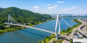 하남-남양주 잇는 출렁다리…규제 벽 넘은 ‘상생 가교’로 만든다