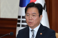 김영훈 “CU사태 본질은 노봉법 아닌 다단계 구조”