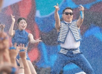 싸이, ‘수면제 대리수령’ 약식 기소…의료법 위반 혐의