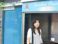 <새로운 화장실문화 만들기 운동>종이 없이 물로 뒷처리… 도심 유료화장실 ‘눈길’