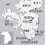 여객선 터미널쪽 항구 근처에 운치있는 숙소들 많아