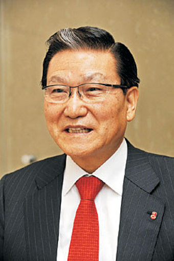 < Spotlight >“대학 세제지원·규제 완화 힘 쏟겠다”