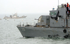 ‘戰死 선배들 기리며’ 철통경비