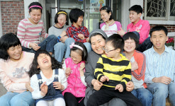 <사랑 그리고 희망 - 2009 대한민국 리포트>‘6·25전쟁 고아의 집’이 지적장애인 ‘생활학교’로 부활