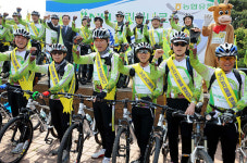 우리 농축산물 애용을…