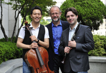 “서로 다른 음악 탱고로 뭉쳤다”