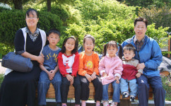 <아이사랑-다둥이네>“아이를 돈으로만 키우나요 ? 부모 사랑과 자연이 키우죠”