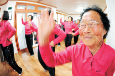 “아침식사 전 동네 한바퀴… 병원? 한번도 안가봤어”