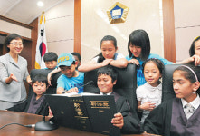 ‘변론하세요’