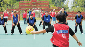 쉴새없이 던지고… 피하고… 피구왕 통키도 울고갈 운동량 ‘피구’