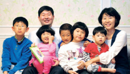 <아이사랑-More Babies>“다섯 빛깔 행복꽃 재잘재잘… 온종일 웃음꽃 안 끊겨”