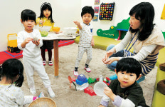 <아이사랑-More Babies>출퇴근 아이와 함께… 마음놓고 야근하는 ‘보육천국’