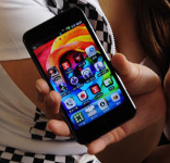 하루에 몇번 스마트폰을 보나요? “평균 34회 습관적 확인”