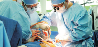 <메디컬 프런티어>“고령화로 퇴행성 판막질환 급증… 심장기능 상하기前 수술해야”