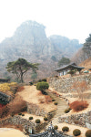 장쾌한 풍경의 축서寺, 침묵 속의 각화寺… 고승의 숨결을 느끼다