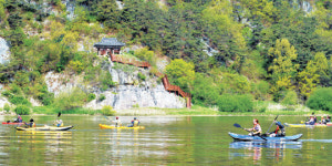 강변엔 銀輪 질주… 강위에선 뱃놀이 錦江에 살으리랏다 ~