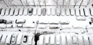 暴雪에 갇힌 立春