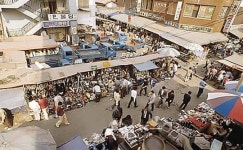 <문득 돌아본 ‘그때 그곳’>“여기서 못 구하는 건 없지”… 탱크도 만든다던 추억의 ‘만물상’