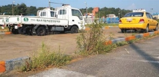 안쓰는 운전학원 기능코스 부지 ‘흉물’로