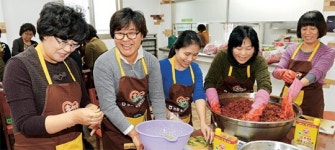 <국민건강 농업인 행복찾기>“우리 농산물로 만든 콩자반·젓갈, 짭짤한 情도 담았어요”