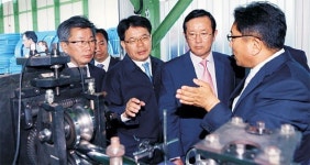 산업단지 찾은 경남은행장