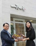 한복전문점 ‘메밀꽃 피는 날’ 8월의 아름다운 간판에 뽑혀