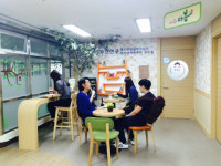 “학교밖 밀려나간 청소년  재활의 꿈 정성껏 도와요”