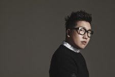 탁(TAK), 24일 ‘VOICE’로 공식 데뷔… “EDM계 기대주”