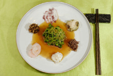 <정재덕 셰프의 사계절 건강 밥상>초록 콩나물 냉채, ‘아삭’ 콩나물과 ‘쫄깃’ 문어… 입안에 퍼지는 봄